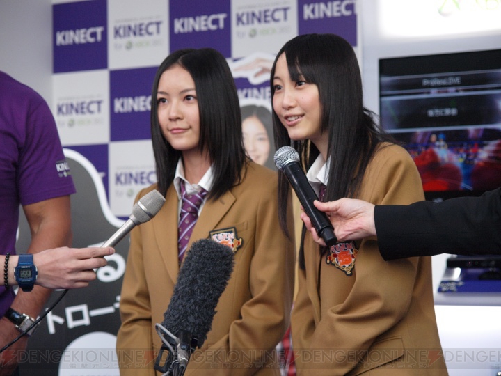SKE48・W松井が武藤選手を連続KO！ Kinect発売記念イベントが秋葉原で開催
