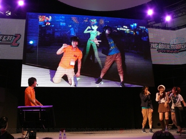 PS3『アイドルマスター2』紹介ステージで長谷川さん、浅倉さん、沼倉さんがグラビア撮影に挑戦!?　竜宮小町の新曲も披露！