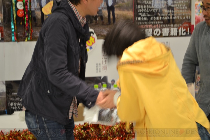 なんと限定生写真付き!?　札幌で行われた『悩むだけ損！』ほっこりサイン＆握手会のレポートをお届け