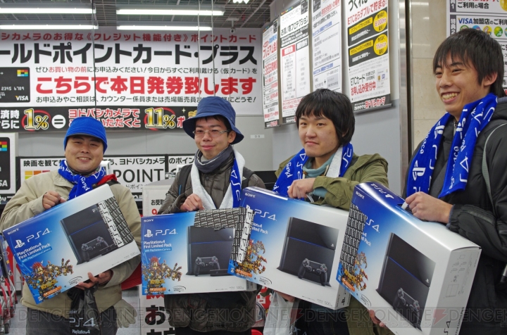 【PS4早朝販売】ヨドバシカメラAkibaでは前日の15：00から並んでいる猛者も！ 100人以上が早朝からPS4を求めて並んだ
