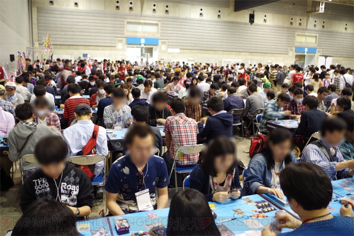『ポケモンカードゲーム』の公式大会“リザードンメガバトル”東日本大会が開催！ 日本チャンピオン決定戦に向けた熾烈な戦いが展開