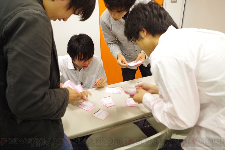 新しいカードゲーム『ZiO』を創り出すため、学生たちが奮闘【TCGの大学授業・第2回】