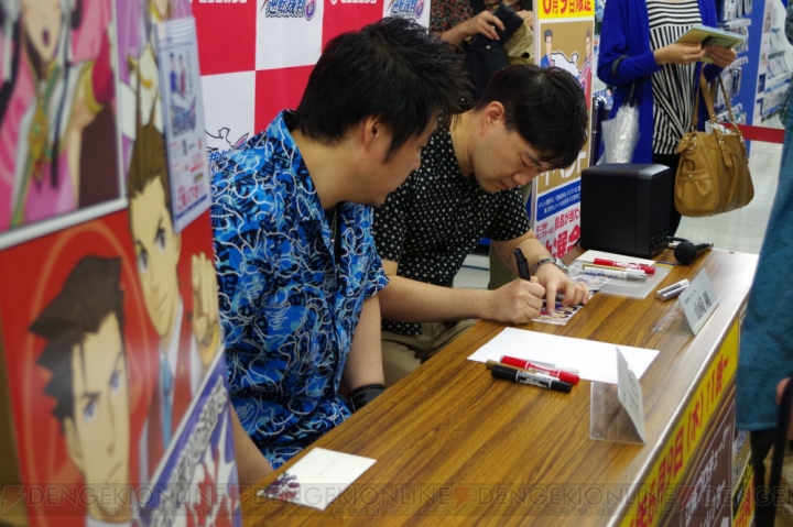 『逆転裁判6』江城さんと山崎さんのサイン＆握手会が開催。シリーズ集大成のゲーム内容に自信アリ