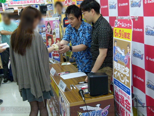 『逆転裁判6』江城さんと山崎さんのサイン＆握手会が開催。シリーズ集大成のゲーム内容に自信アリ