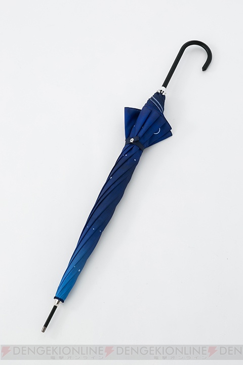 『ユーリ!!!』よりコラボサンダル＆OP・EDをイメージした水彩デザインの傘が登場