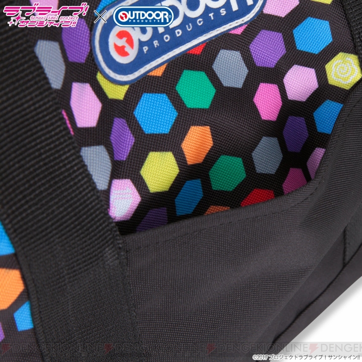 『ラブライブ！サンシャイン!!』Aqoursのイメージカラーを幾何学模様でデザインしたバッグが登場