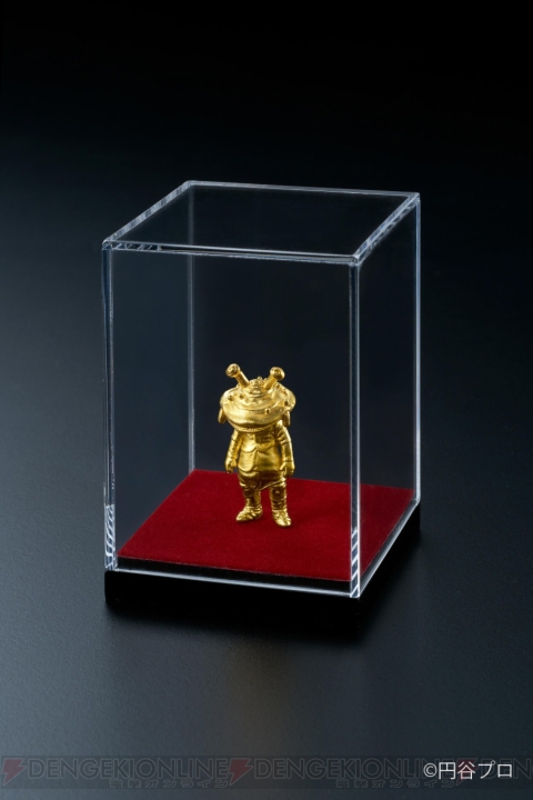 純金で作られたカネゴンが20万円で発売。純銀仕様も5万円で登場