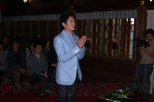 電撃オンライン