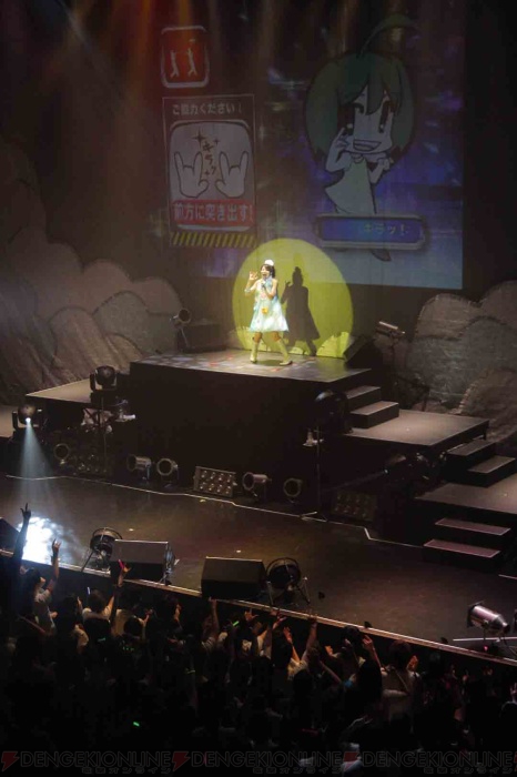 超銀河級歌姫2人がzeppを揺らした マクロスf 超時空スーパーライブ レポ 電撃オンライン