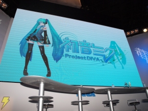 ゲーム『初音ミク』にリン＆レン出演！ 藤田咲さん＆下田麻美さんが大発表