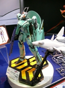 「00」「マクロスF」の新製品も！ 本日開始の第48回ホビーショーをレポ その1
