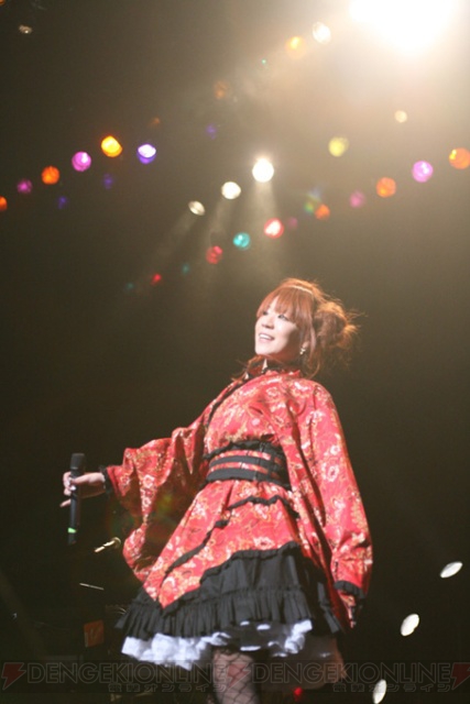 来年は武道館で開催!?　5時間近く燃え上がった「Live 5pb.2008」レポをお届け