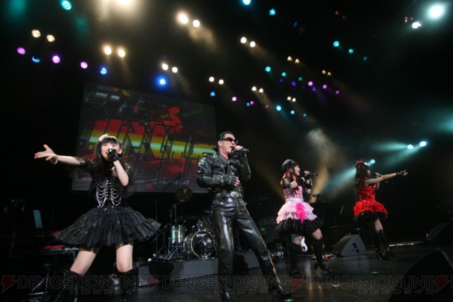 来年は武道館で開催!?　5時間近く燃え上がった「Live 5pb.2008」レポをお届け