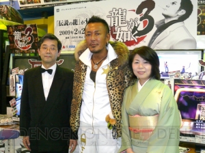 1年ぶりに葛西に龍が降臨！ 『龍が如く3』名越監督サイン＆握手会の模様をレポ！