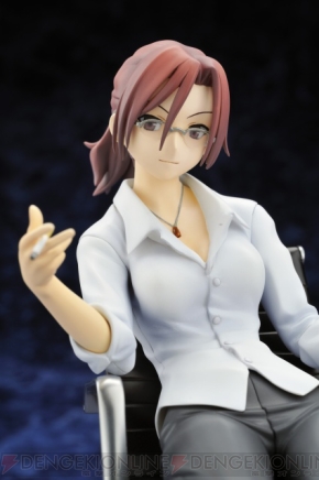 劇場版 空の境界 より2つの顔を秘め持つ蒼崎橙子がフィギュアになって登場 電撃オンライン