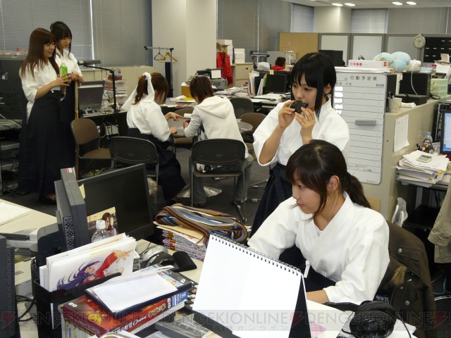 室江高校剣道部メンバーがPSP『バンブーブレード』のPRで編集部にやってきた！