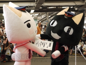江ノ電鎌倉駅の平和はトロが守りますニャ♪　『どこいつ』トロが1日駅長に就任！