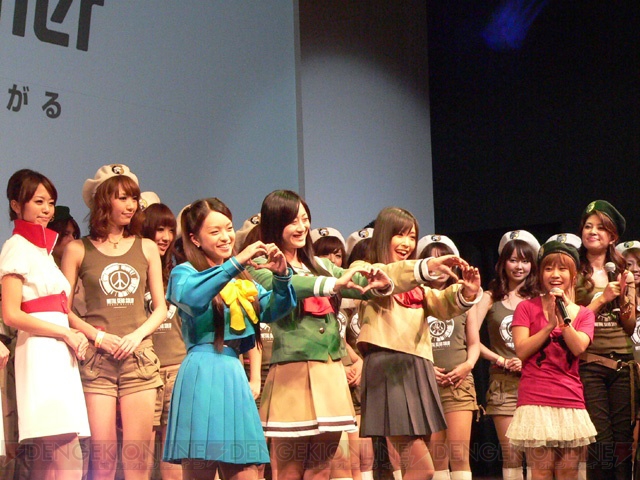 フィナーレを彩るコンパニオンの写真を一挙掲載！　東京ゲームショウ2009閉幕