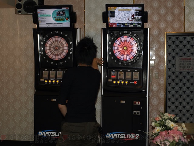 ファンとキャバ嬢がカラオケ＆ダーツを満喫!? 『龍が如く4』ファン感謝イベント