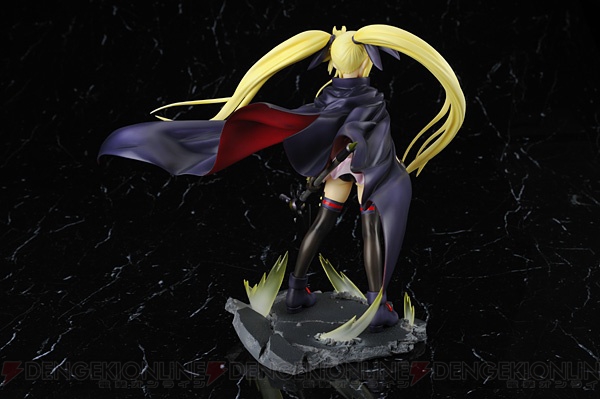 【美少女グッズ瓦版】フェイト＆アイギスフィギュア紹介！ クドのびのびパンツも
