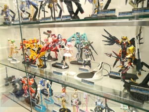 ここでしか買えない限定品も！ KONAMIのアンテナショップが本日オープン!!