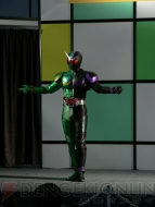Wの衝撃――東京ゲームショウに仮面ライダー現る！ 『仮面ライダーWショウ』
