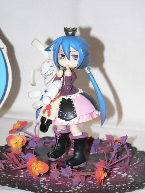 『東方』などのフィギュアが！ “ワンフェス 2011［冬］”一般ブースレポ前編