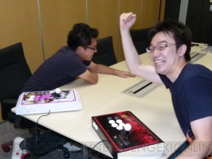 “電撃オンライン VS. CAPCOM”
