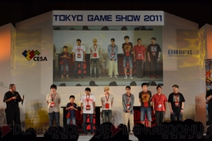 TGS2011のメインステージで行われた『DQMJ2P』公式大会決勝トーナメント。全国から集った猛者たちの激闘と新情報をお届けする。