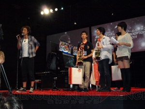 アーケード版の新作は近々お披露目!? 『機動戦士ガンダム EXTREME VS.』公式大会が東京ゲームショウで開催