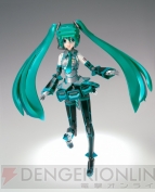 電脳戦機バーチャロン』のフェイ・イェンと、電子の歌姫・初音