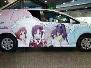 『アイドルマスター』×アムラックスのコラボイベントが本日開始！ “なんくる”と“ランクル”などアイドルたちが車を紹介するPOPには遊び心満載