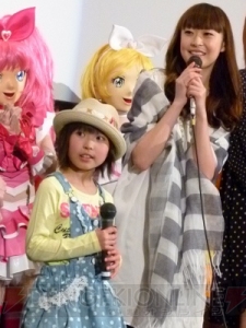 ステージ上でも じゃんけんポン 映画プリキュアオールスターズ Newstage みらいのともだち 舞台あいさつをレポ 電撃オンライン ステージ上でも じゃんけんポン 映画プリキュアオールスターズ Newstage みらいのともだち 舞台あいさつをレポ 電撃オンライン