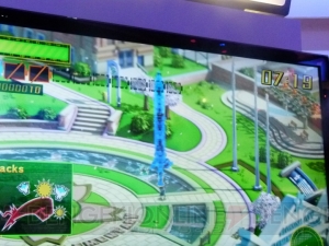 プラチナゲームズ・神谷英樹氏が放つ新作は爽快なヒーローもの！ Wii U専用ACT『Project P-100（仮題）』プレイレポ