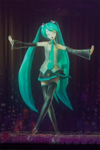 【電撃PlayStation】コミケもいいけどライブもね！ 東京ジョイポリスで初音ミクのミニライブが開催中