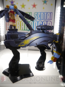 バンダイやメガハウスブースの様子や“シャア専用オーリス”のトヨタブースなど！ “キャラホビ”フォトレポその2