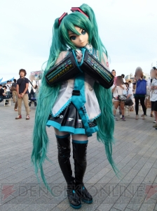 ミクさんが水上でライブ！ 『初音ミク ‐Project DIVA‐ f』発売記念前夜祭“夏の終わりの39祭り”をレポート