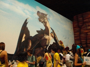 『モンスターハンター4』の新武器・操虫棍を体験――試遊プレイから垣間見えた新たな狩りのカタチ