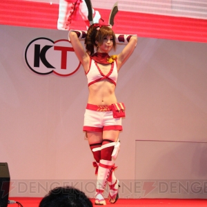 趙雲役の小野坂昌也さんもムフフなセクシーコスプレイヤーが続々登場したコーエーテクモゲームス恒例のTGSコスプレコンテスト