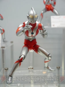 『星矢』や『仮面ライダー』『ミッキー＆フレンズ』など話題の最新アイテムが大集結！ “TAMASHII NATION 2012”内覧会を大量の写真でレポ！
