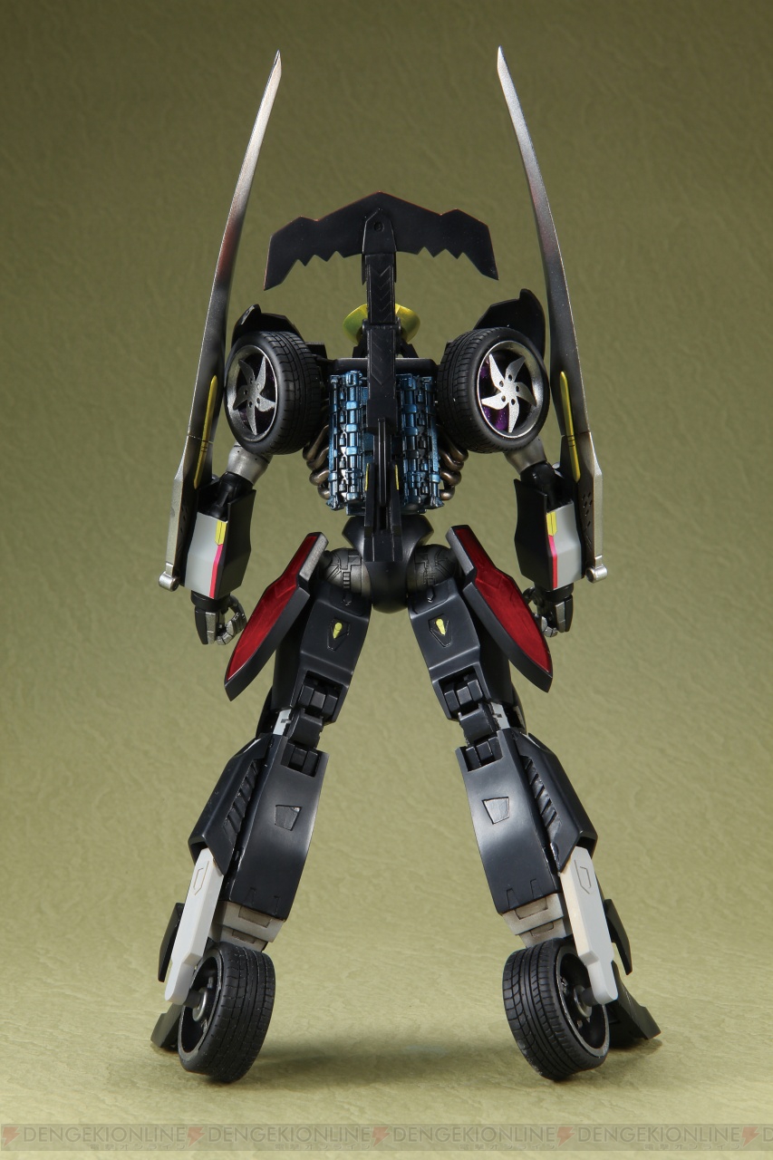 電撃ホビーマガジン12月号では『超速変形ジャイロゼッター』敵対