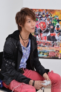 君もゲームでシャバドゥビ タッチ ヘンシン！ 操真晴人役・白石隼也さんが『仮面ライダー 超クライマックスヒーローズ』のウィザードを体験