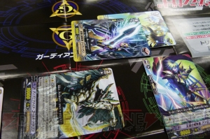 『カードファイト!! ヴァンガード』ってどんなゲームなの？ ブシロードに行ってドクター・オーにルールを教えてもらいました