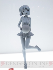 コトブキヤブースにはビーチを彩る美琴たちの健康的な水着姿が!! ワンダーフェスティバル2013［冬］企業ブースフォトレポその2