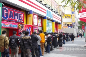 『ロード オブ ヴァーミリオンIII』ロケテスト開幕！ 会場の池袋GiGOには開店前に200人近くが列を作る