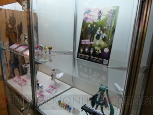ゲームメーカー4社の出展ブースを写真とともに公開！ 物販コーナーもあり【ニコニコ超会議2】