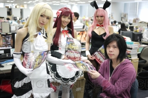 『舞台ドリームクラブ』で国民全員がピュアに!? 亜麻音、るい、遙華を演じるキャストが電撃オンラインスタッフに公演をアピール