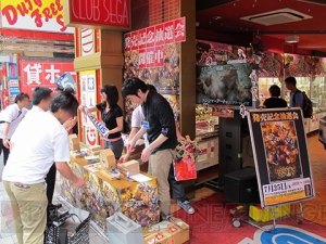 『ドラゴンズクラウン』の発売記念抽選会レポート！ 参加賞のソーサレスのポストカードだけでも超魅力的な賞品がズラリ!!