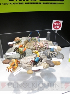 アルターブースには『サモンナイト3』アティ先生の肉感的なフィギュアが！ 企業ブースレポその3