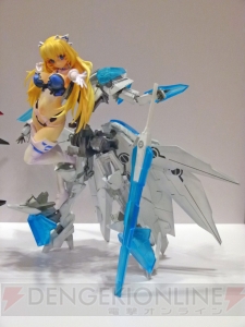 ワンダーフェスティバル 2013［夏］の一般ブースレポ（その4）――初音ミク＆東方＆特撮＆怪獣＆その他もろもろの384枚でフィニッシュ